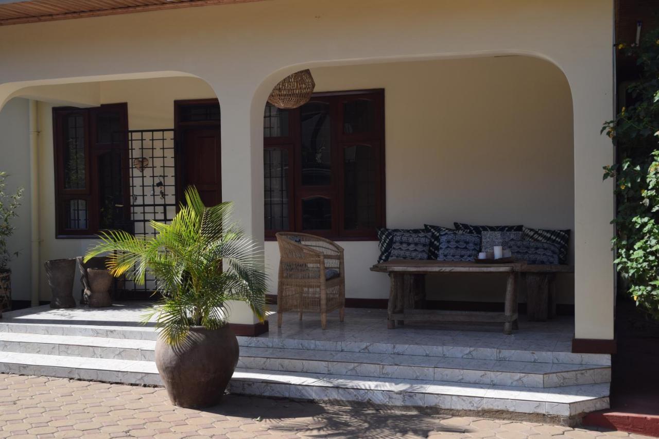 Bed and breakfast Stasumo House Arusha Extérieur photo