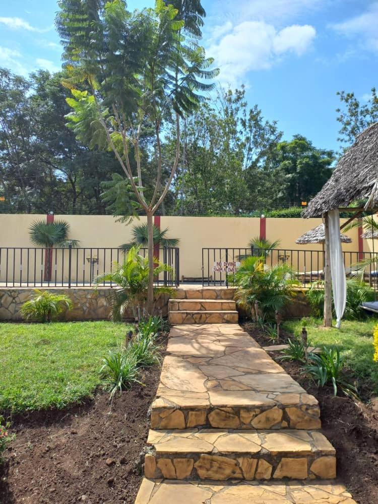 Bed and breakfast Stasumo House Arusha Extérieur photo